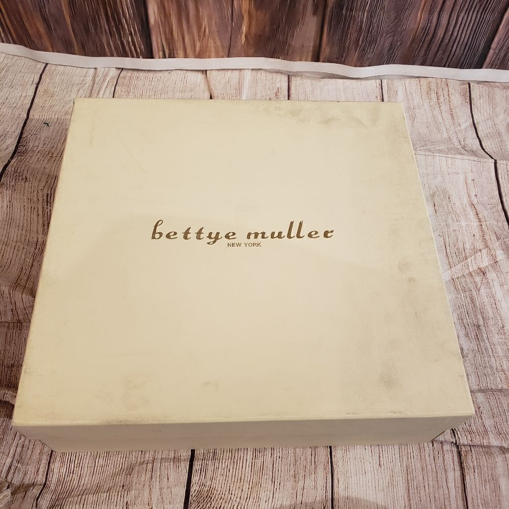 Bettye Muller Boots - Picture 5 of 12